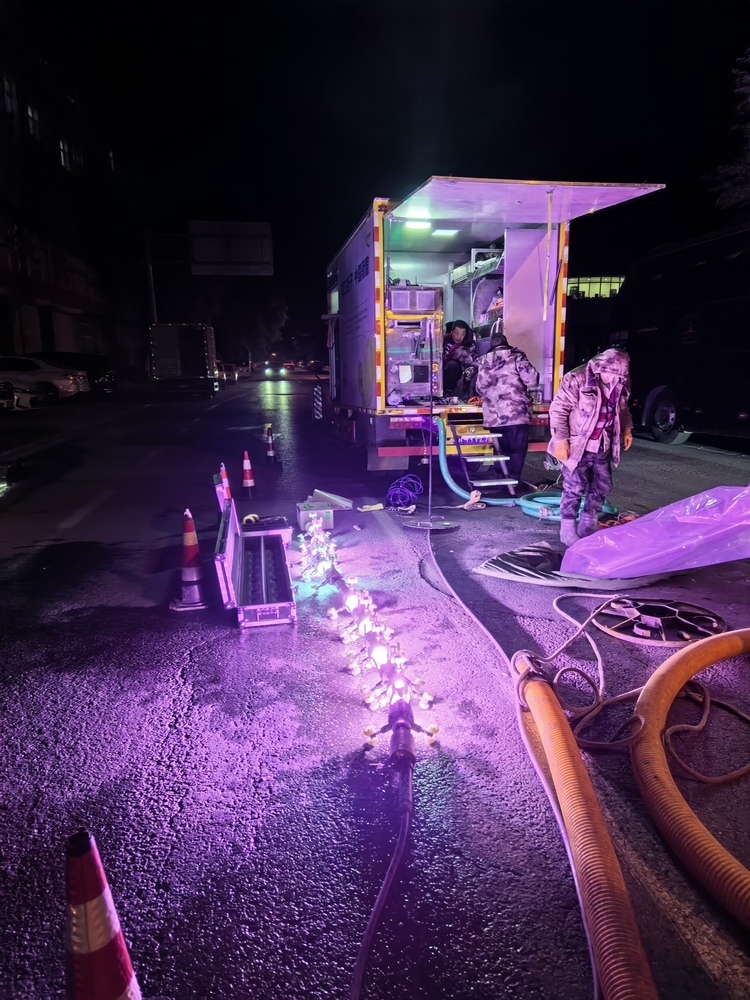 东西湖管道非开挖修复