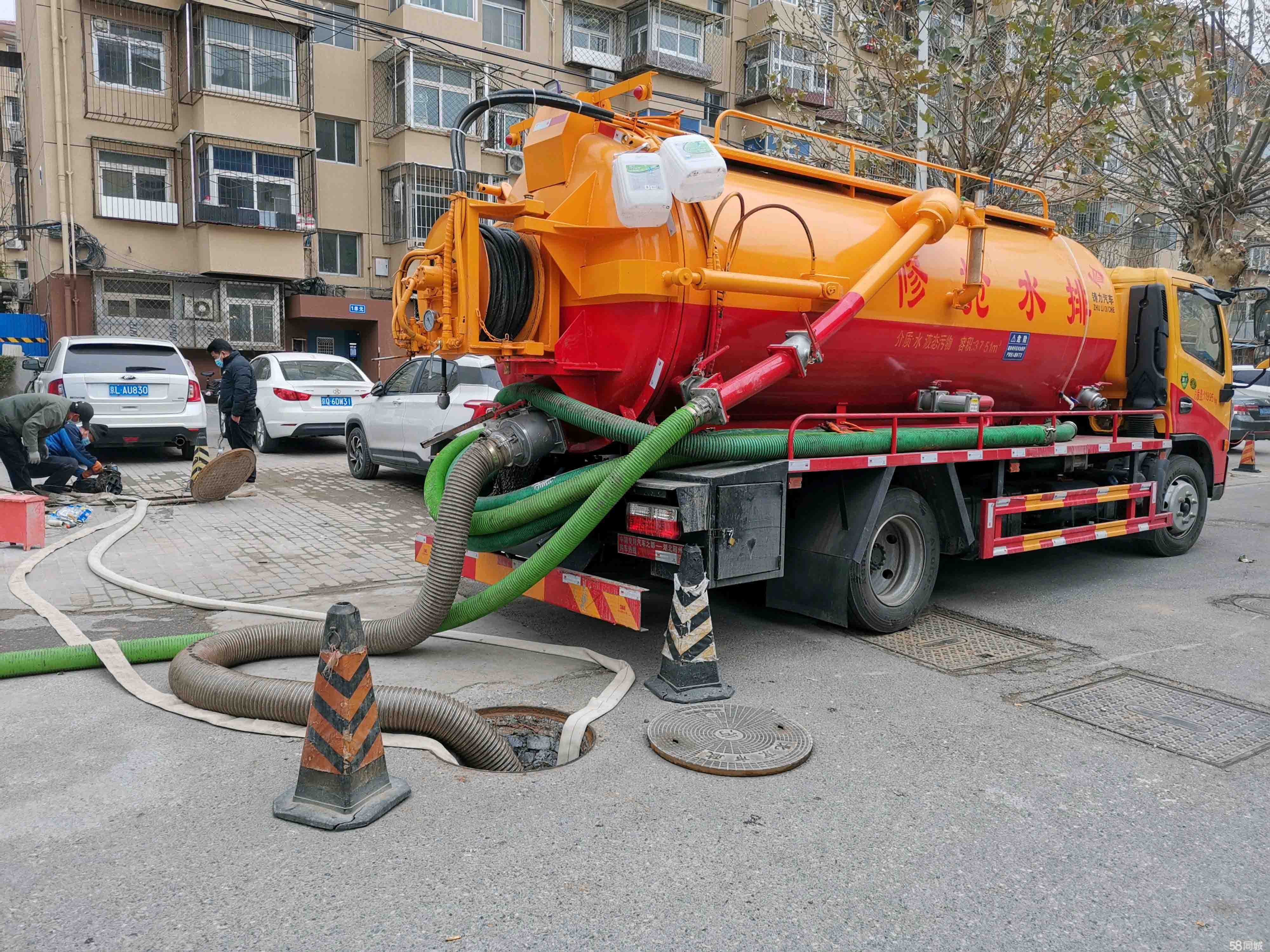 东西湖抽粪吸污