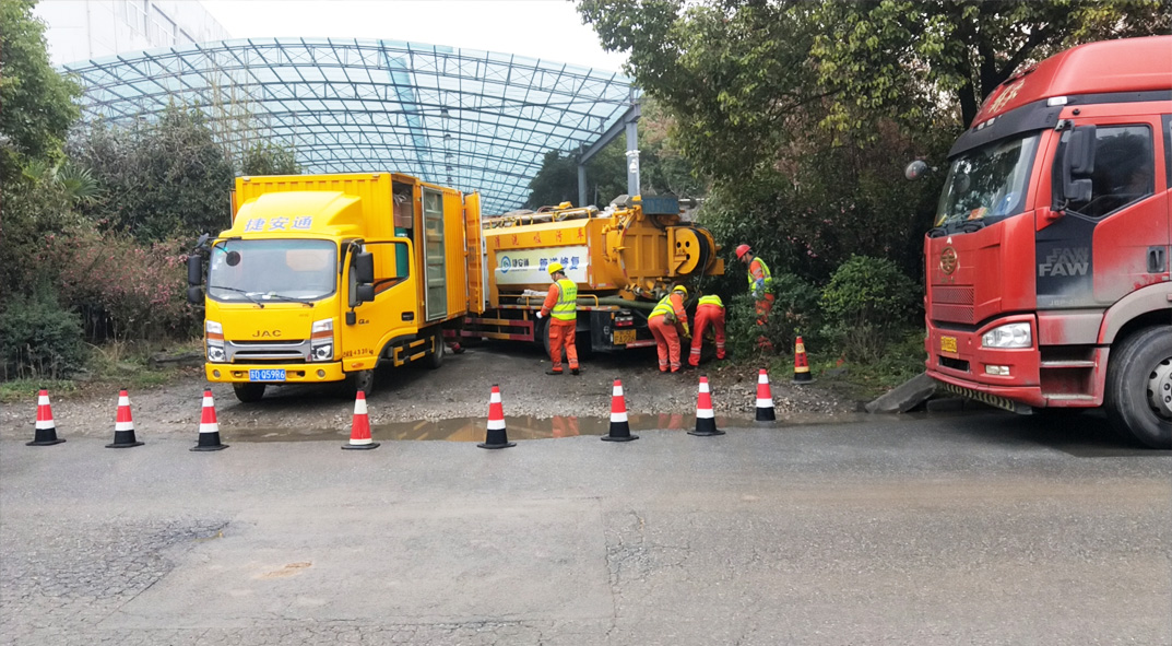 东西湖成区雨污水管网“四位一体”检测疏通项目